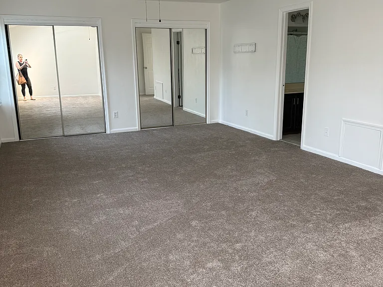 Primary suite, two closets