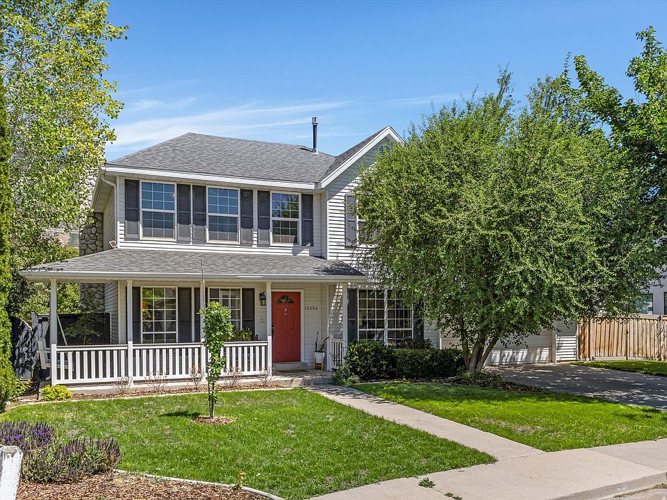 1st image of 10886 N Highland Cir