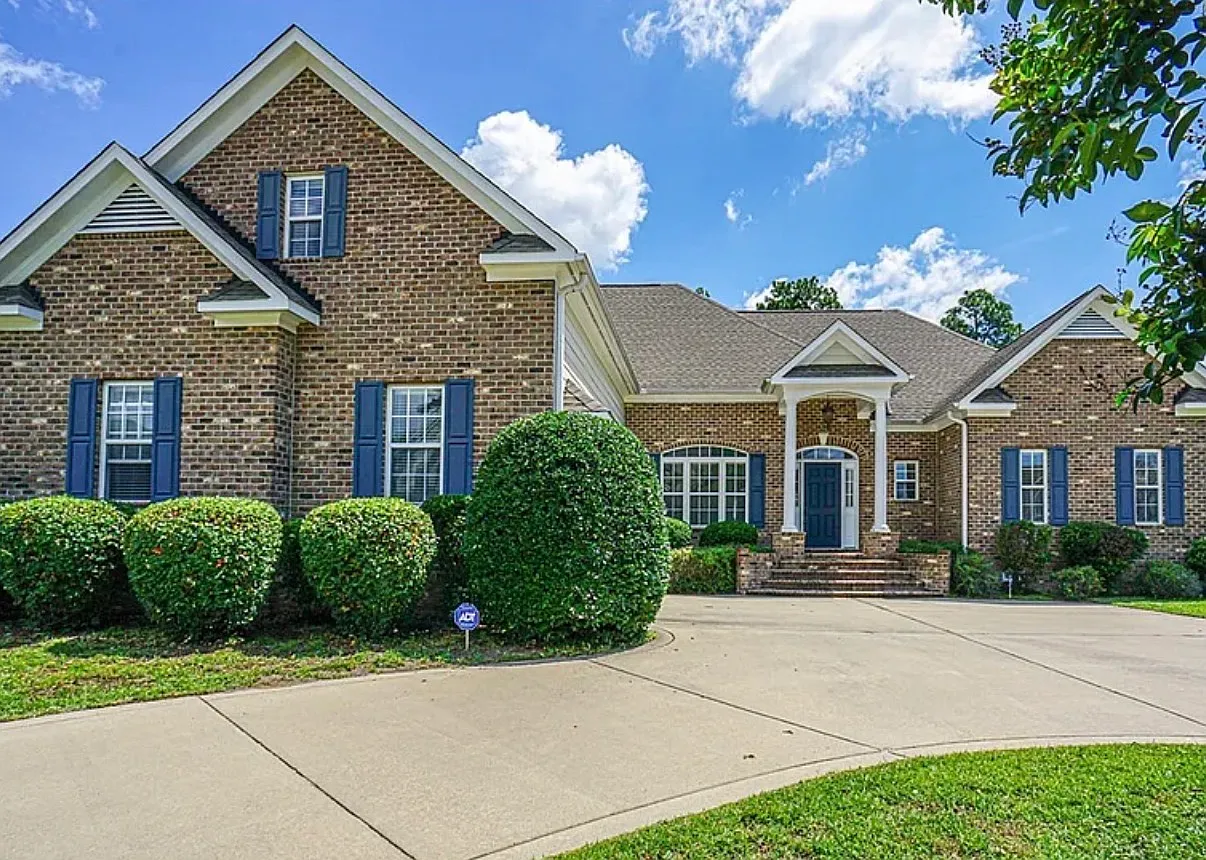 2912 Westshore Ct — Photo 1