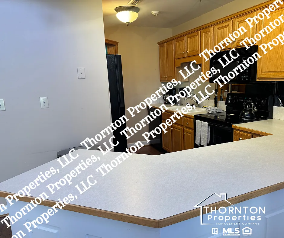 Building Photo - 7026 Val Monte Dr #7026