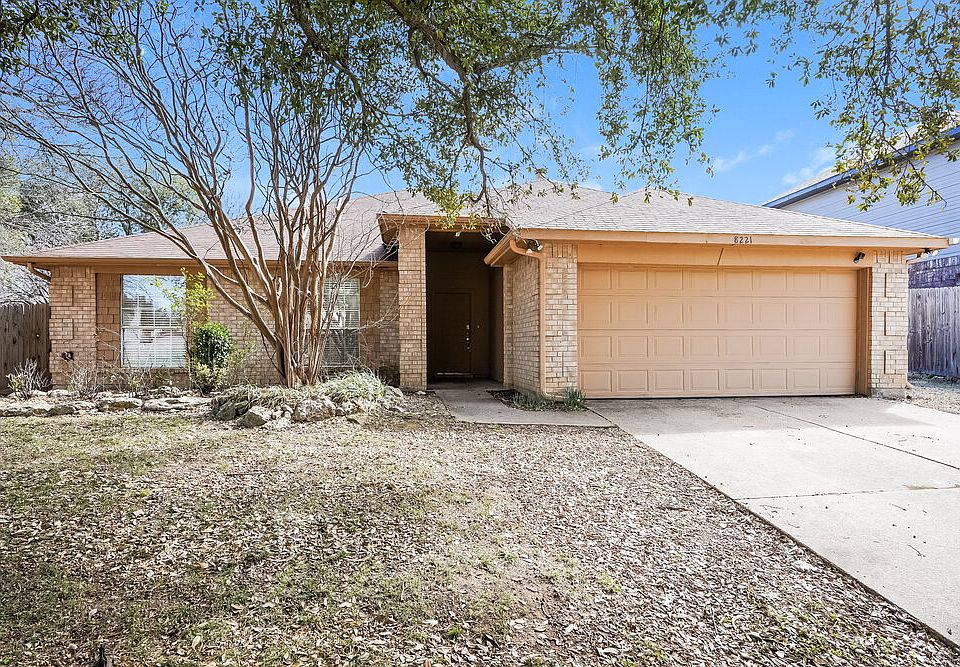 1st image of 8221 Cloverglen Ln