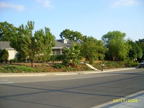 2nd image of 120 N Lewis St