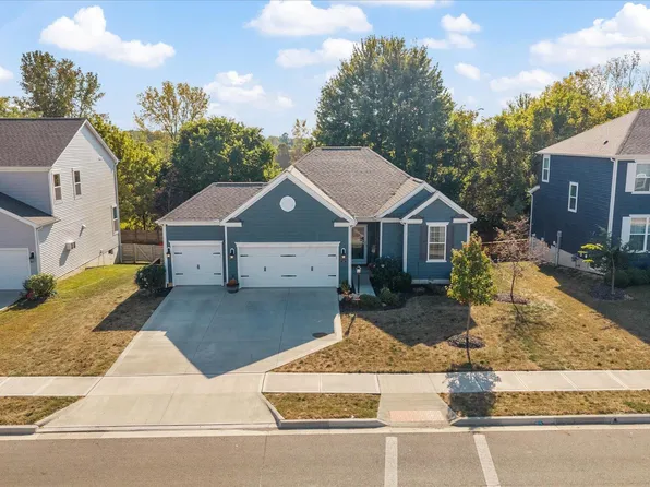165 Balderson Dr, Pickerington, OH 43147