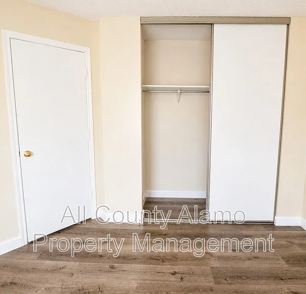 9023 Mountain Field Dr — Photo 18