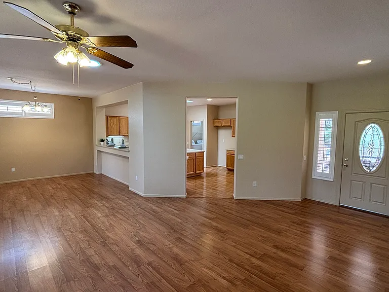 15138 W Las Brizas Ln — Photo 4