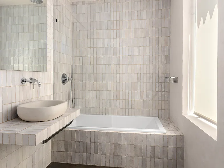 279 Grand St #2 — Photo 6
