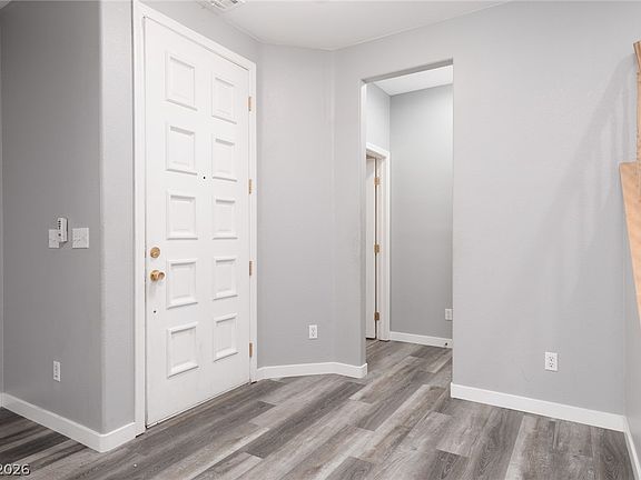 2nd image of 7945 Crimson Point St