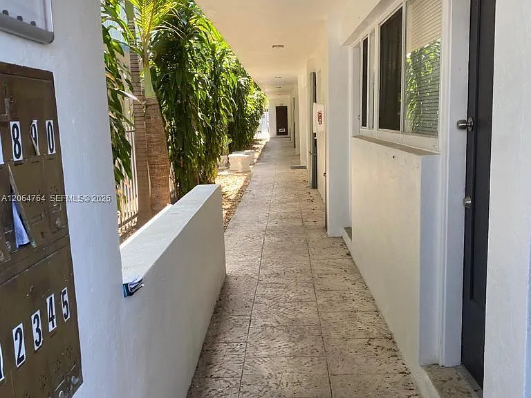 7435 Byron Ave #5 — Photo 16