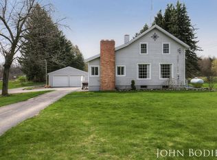11075 W Snows Lake Rd, Greenville, MI 48838