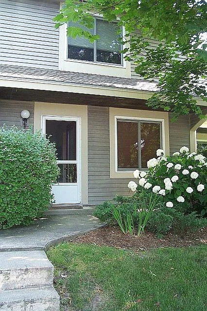 29 Overlook Dr