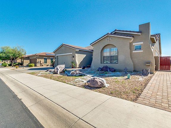 3rd image of 16241 W Tohono Dr