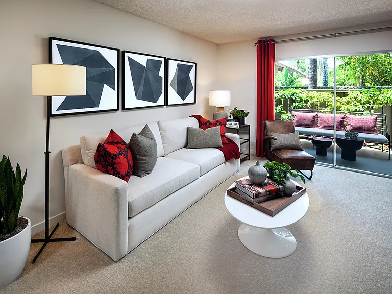 Park West Apartment Homes — Photo 8