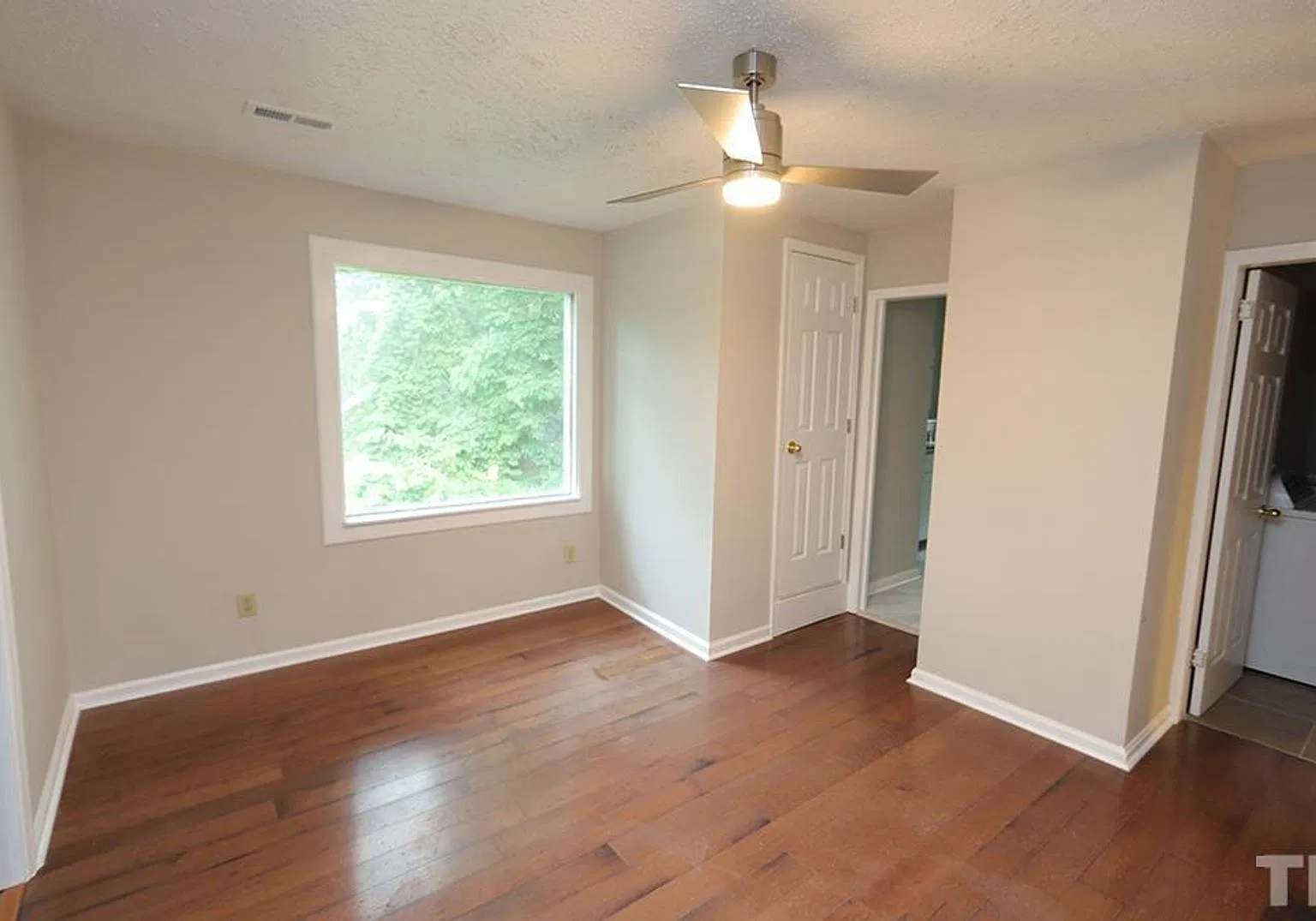 Great home in Chapel Hill! — Photo 3