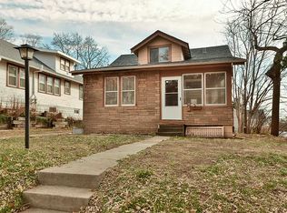 5223 Pacific St, Omaha, NE 68106