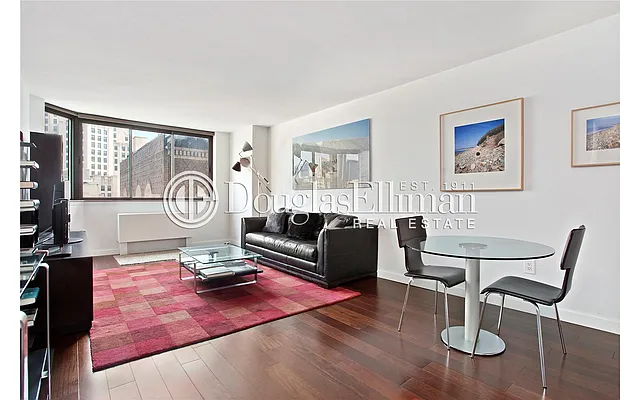 Rented by Douglas Elliman | media 35