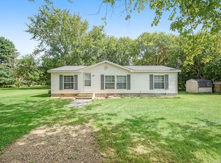 21759 Ridge Rd, Gobles, MI 49055