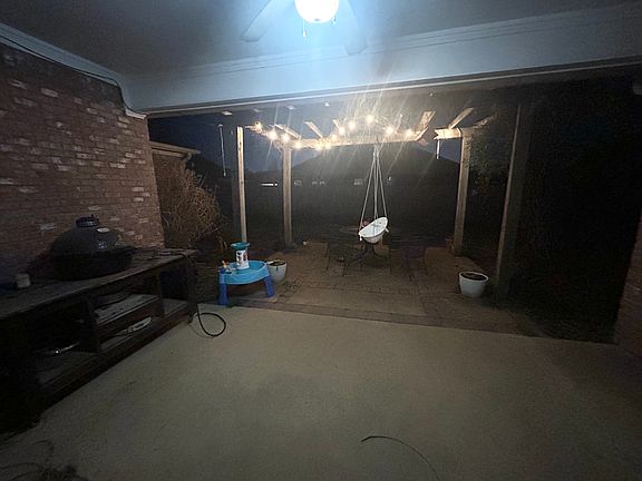 2nd image of 1002 Scarlett Dr
