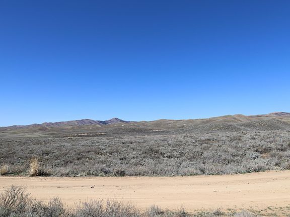 4th image of Palomino Rd