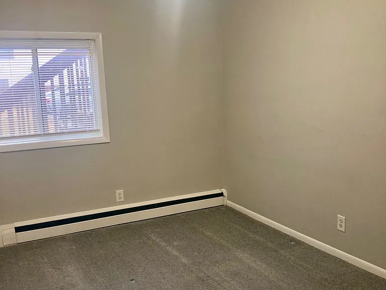 2034 John R Rd #4 — Photo 8