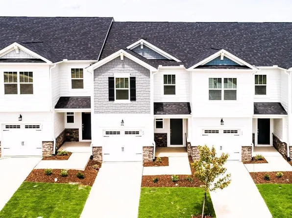 18 Twin Birch Dr, Angier, NC 27501