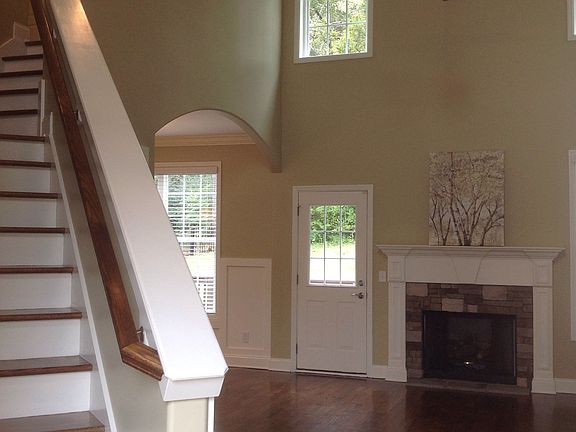 Unique Curved Staircase