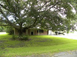 121 Fosson Ln, Lake Charles, LA 70607