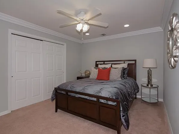 Fairfield Courtyard East At Farmingdale