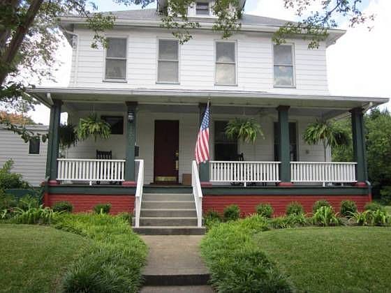 1st image of 1322 Rockbridge Ave
