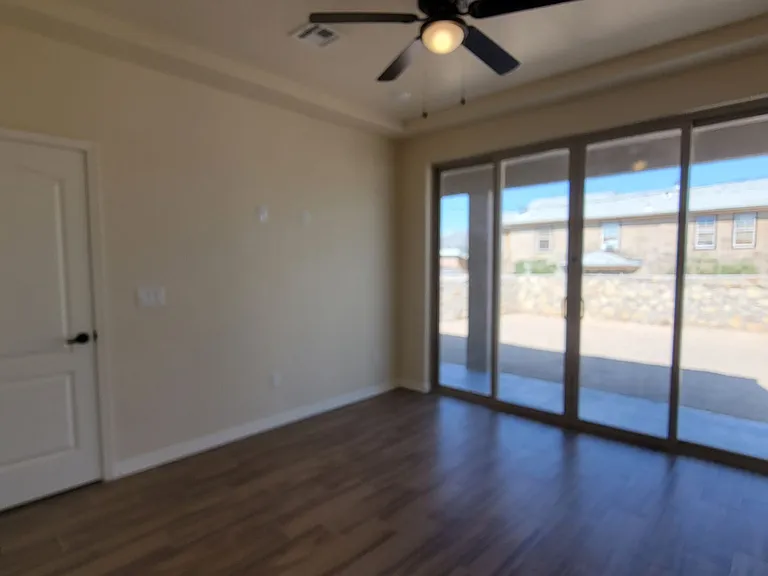 125 Loma Vista Dr — Photo 22
