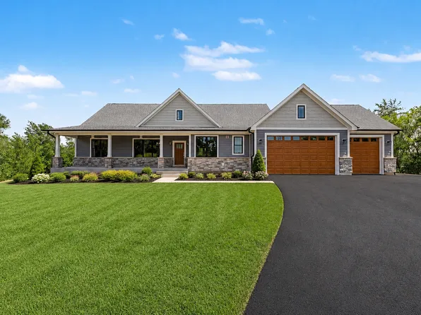 9907 Henning Dr, Huntley, IL 60142