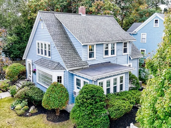 6 Nelson Rd, Melrose, MA 02176