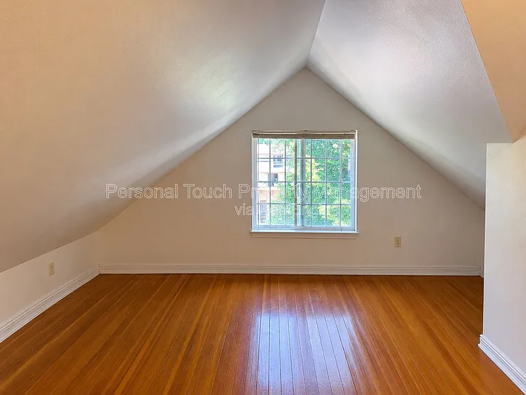 411 4th Ave S #3 — Photo 26