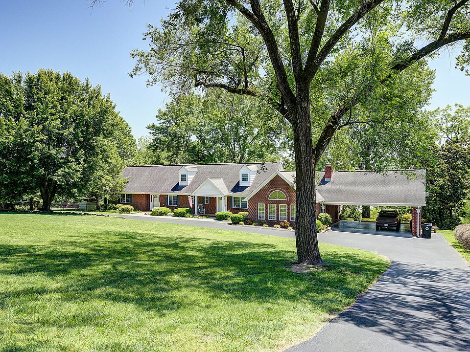 1629 Country Club Dr, Morristown, TN 37814 MLS 9951786 Zillow