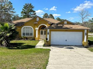 7515 Madrid Rd, Weeki Wachee, FL 34613