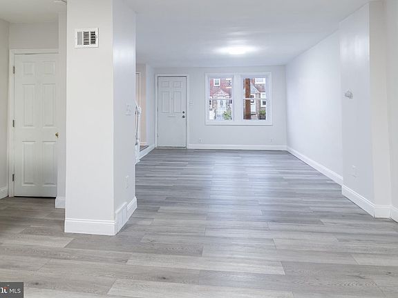 4th image of 6041 Alma St