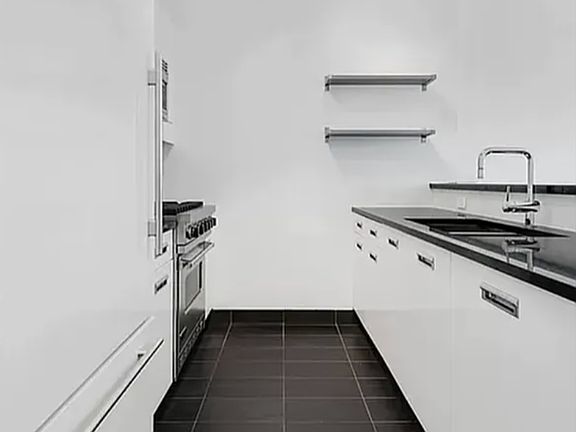 3rd image of 4630 Center Blvd APT 310
