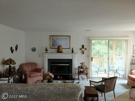 2nd image of 207C Fernwood Pl