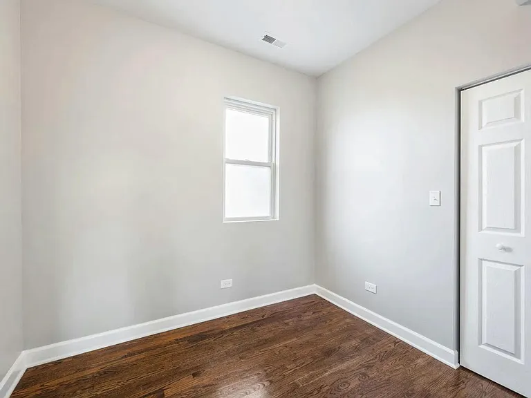 2304 N Major Ave #2 — Photo 7