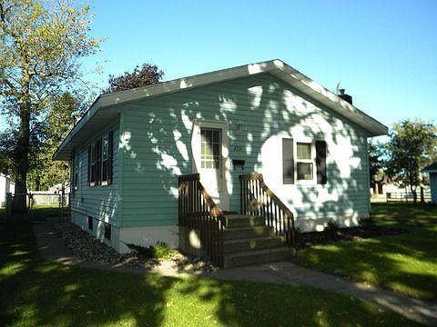 2nd image of 2231 Kane St