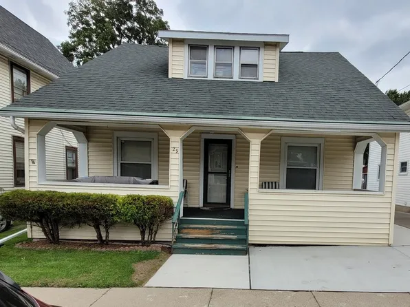 29 Camden St, Johnson City, NY 13790