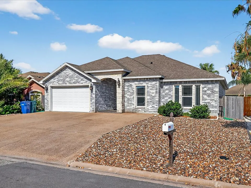 15229 Barataria Dr
