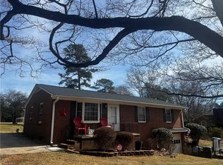 201 Araminta Dr, Winston Salem, NC 27104