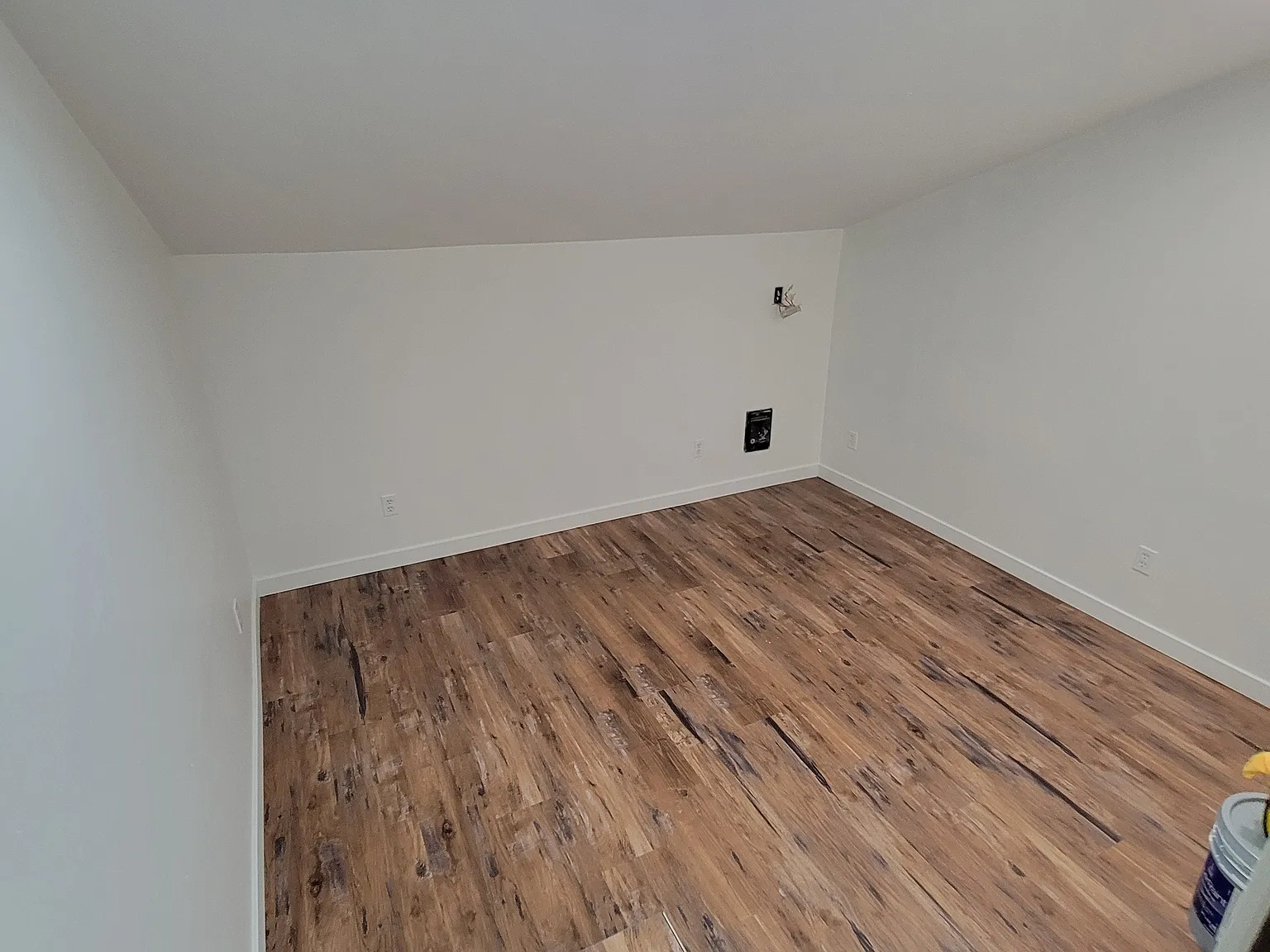 2 bed, 1.5 bath, 1200 sqft, $2,100 — Photo 2