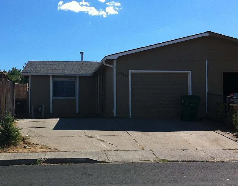 6740 Lotus St photo 1