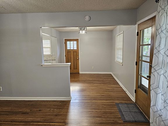 4th image of 1643 S Rutan Ave