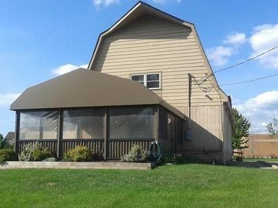 8245 Wise Rd, Commerce Township, MI, 48382