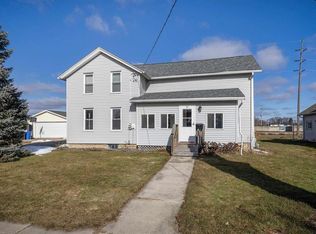 257 Center St, Randolph, WI 53956