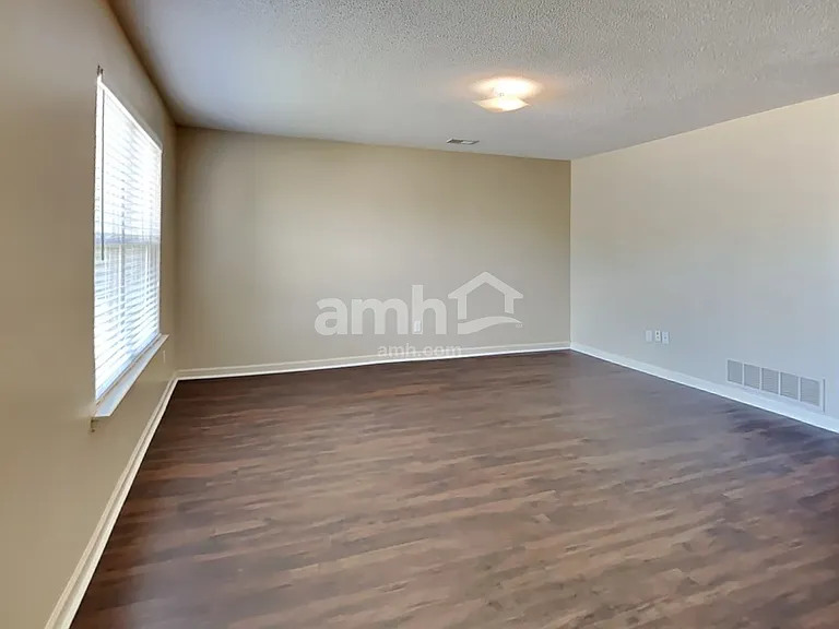 7343 Hampton Valley Cv — Photo 22