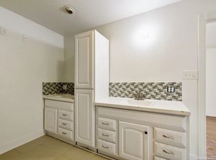 1102 W Vestal Pl #2, San Antonio, TX 78221
