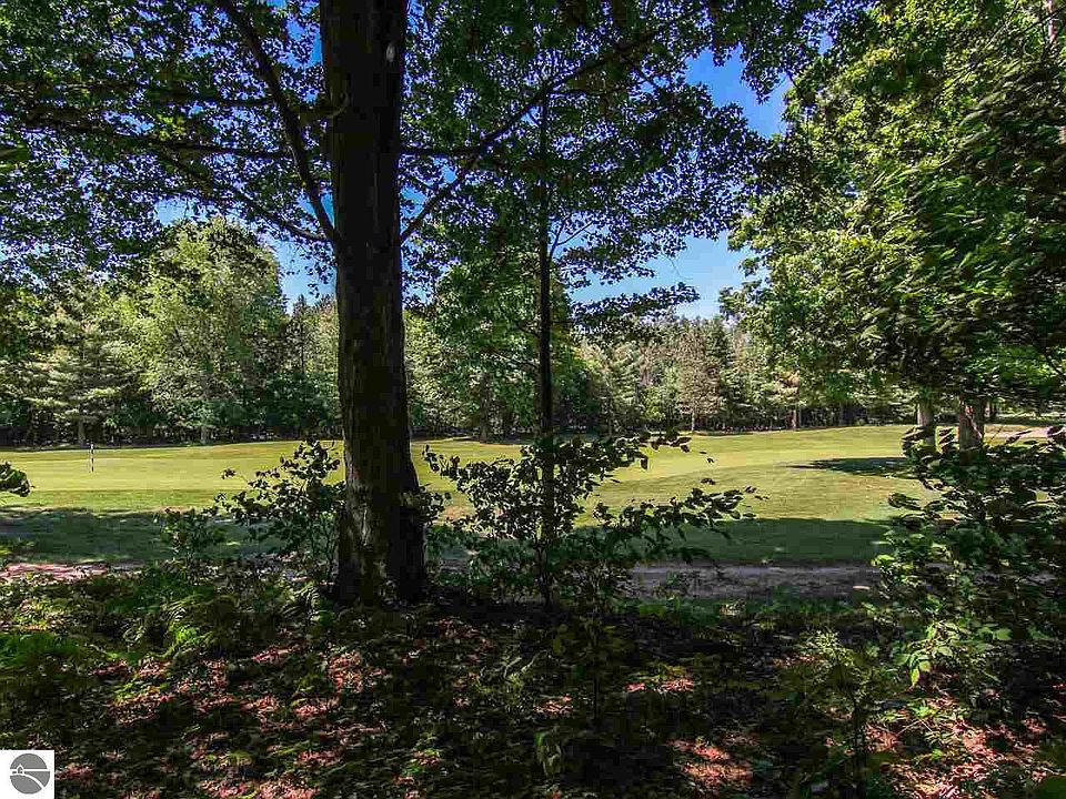 1st image of 40 Mountain Woods Dr Unit 0